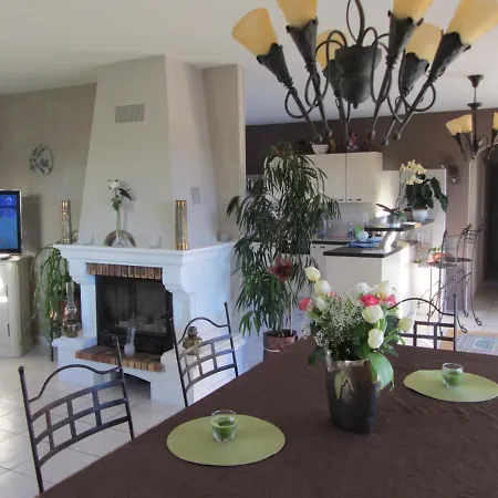 Les Hortensias Bed & Breakfast *